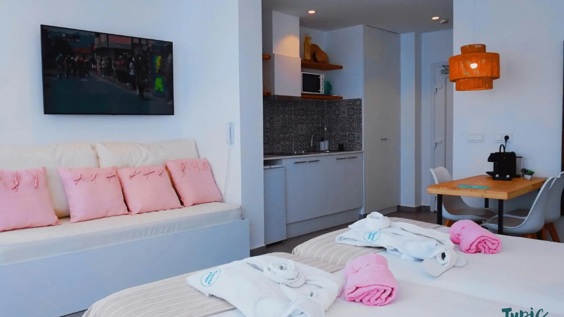 Aparthotel Typic Marina Playa - Adults Only San Antonio