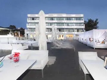 Aparthotel Typic Marina Playa - Adults Only San Antonio