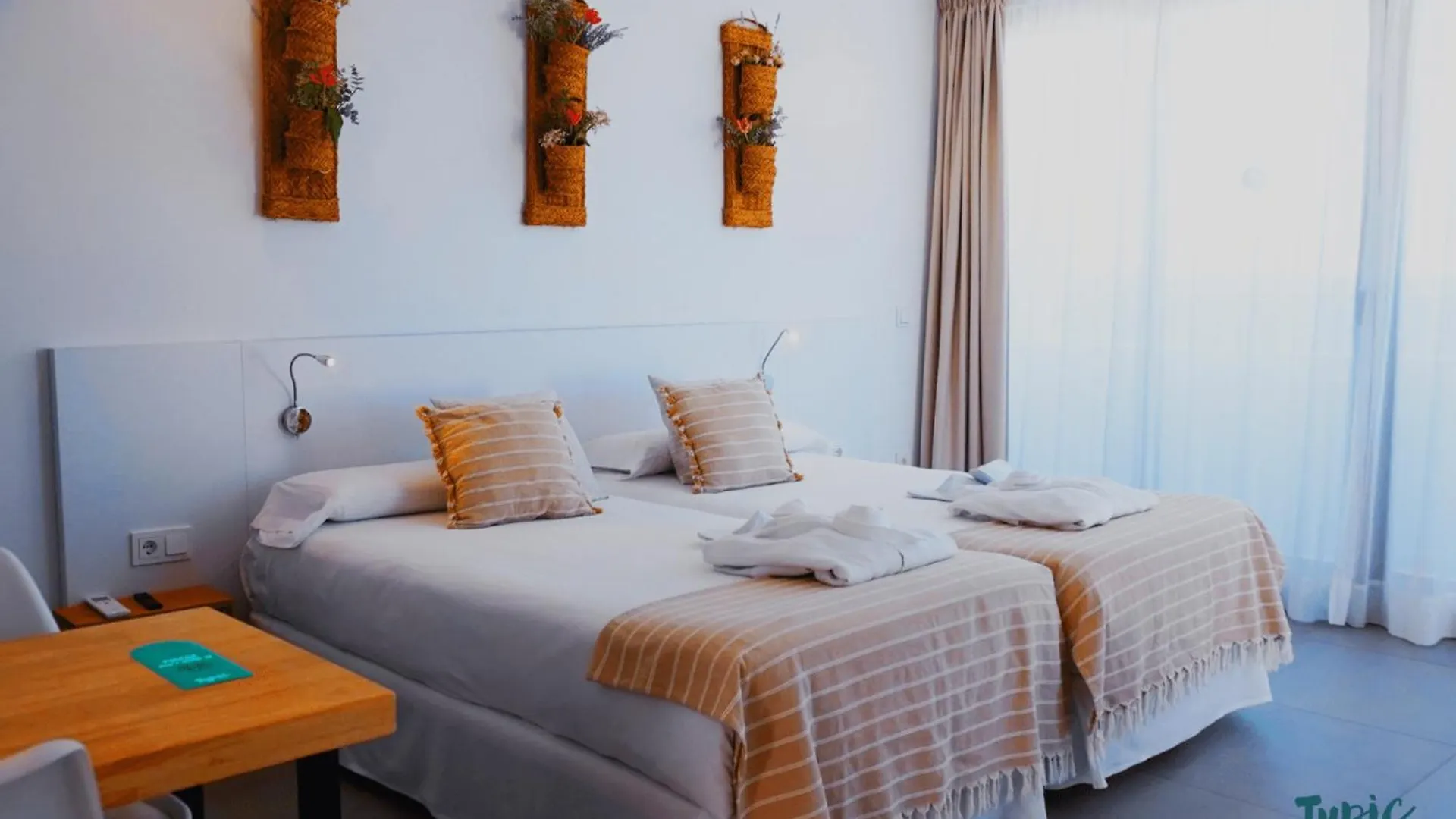 Aparthotel Typic Marina Playa - Adults Only San Antonio