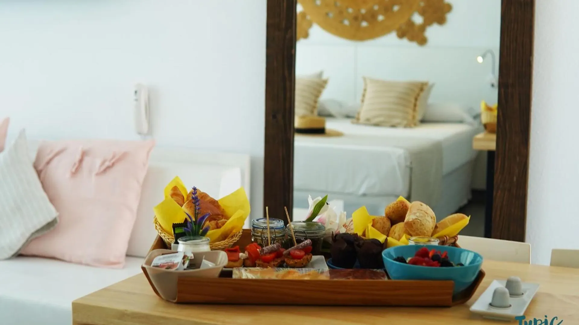 Aparthotel Typic Marina Playa - Adults Only San Antonio