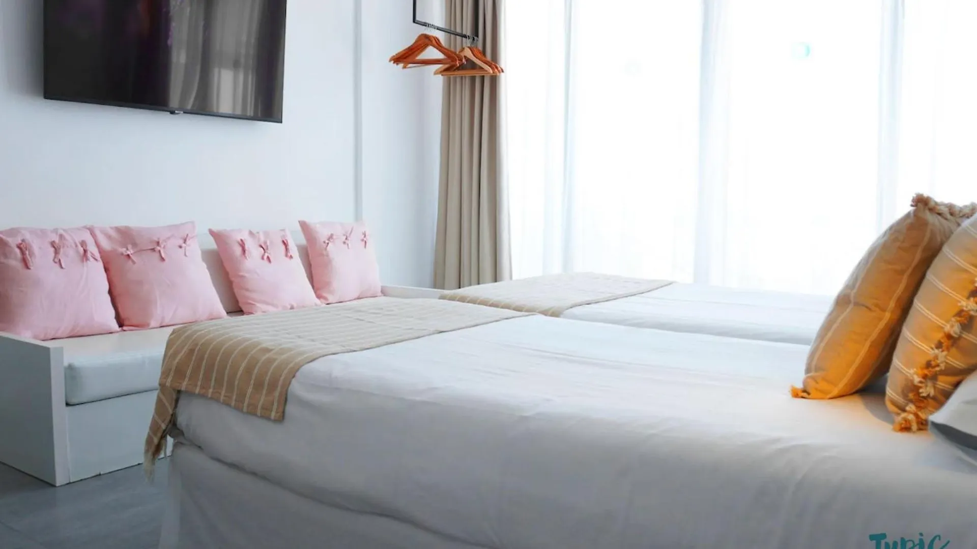 Aparthotel Typic Marina Playa - Adults Only San Antonio